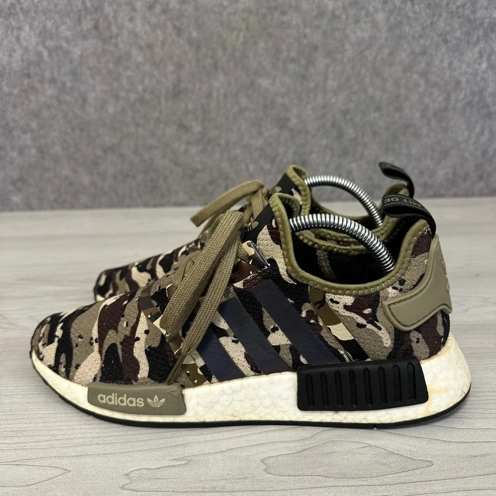 Adidas NMD R1 Mens Size 9 Savanna Camo FZ0076 Green Camouflage Sneakers Shoes